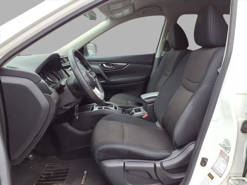 Used 2017 Nissan Rogue S w/ S Appearance Package image 14