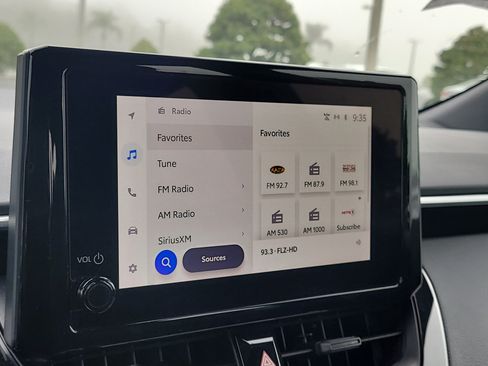 Certified 2025 Toyota Corolla SE image 21