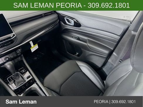 New 2026 Jeep Compass Latitude AWD/4WD image 19