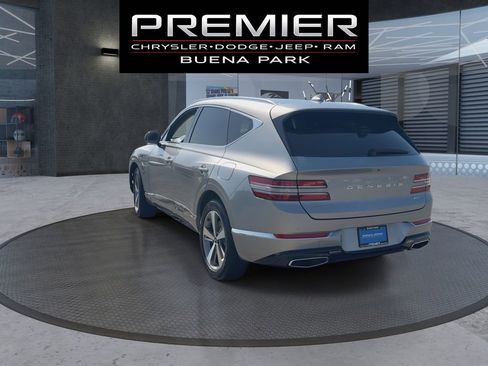 Used 2022 Genesis GV80 2.5T w/ Advanced Package 02 AWD/4WD image 6
