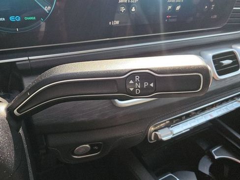 Used 2020 Mercedes-Benz GLE 450 4MATIC w/ MBUX Technology Package image 35