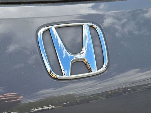 Used 2024 Honda HR-V Sport image 17