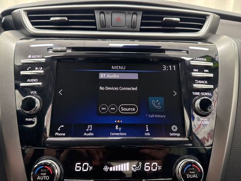 Used 2024 Nissan Murano SV image 27