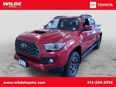 Certified 2022 Toyota Tacoma TRD Sport AWD/4WD image 1