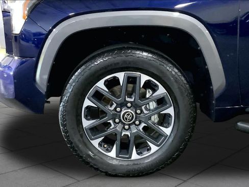 Used 2023 Toyota Tundra Limited w/ Power Package AWD/4WD image 11