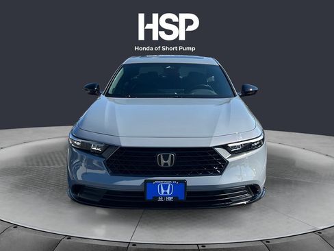 Used 2025 Honda Accord Sport image 8