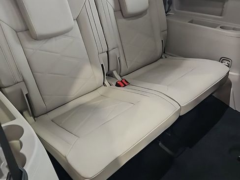 New 2026 Volkswagen Atlas SE FWD image 19