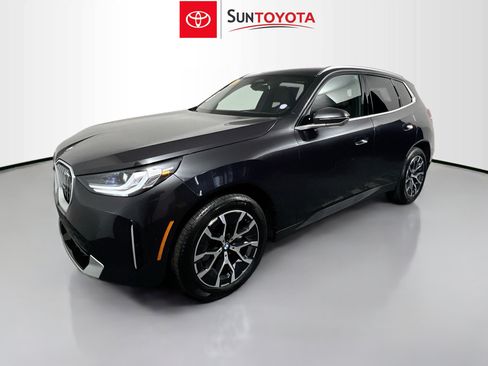 Used 2025 BMW X3 xDrive30i w/ Premium Package AWD/4WD image 9