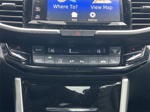 Used 2016 Honda Accord Touring image 15
