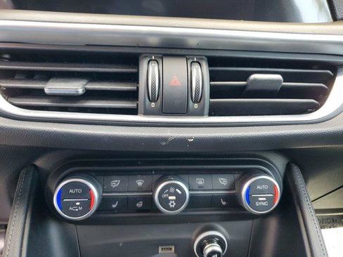Used 2018 Alfa Romeo Stelvio Ti AWD/4WD image 27