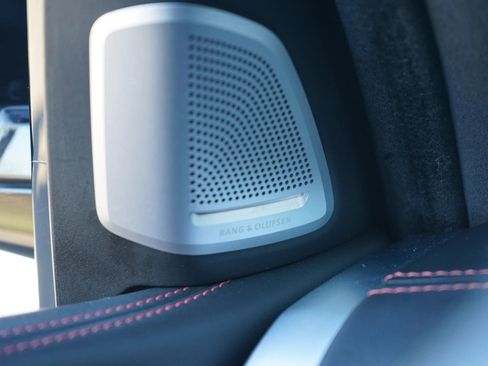 Used 2017 BMW X5 M image 26