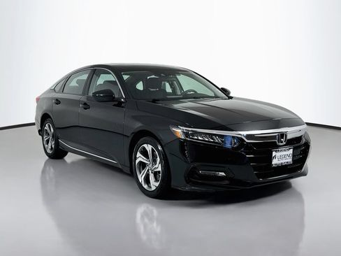 Used 2018 Honda Accord EX image 4