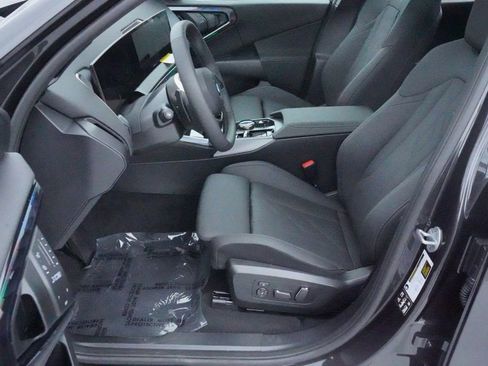 Used 2025 BMW X3 xDrive30i w/ Convenience Package image 9