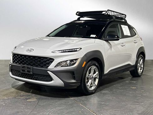 Used 2023 Hyundai Kona SEL w/ Cargo Package image 7