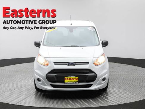 Used 2017 Ford Transit Connect XLT image 2