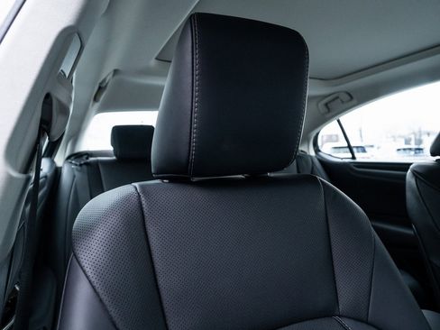 Used 2023 Lexus ES 350 w/ Premium Package image 16