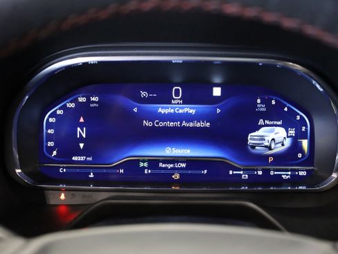 Used 2022 Chevrolet Tahoe RST w/ Luxury Package image 19