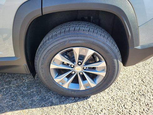 New 2026 Chevrolet Equinox LT FWD image 20