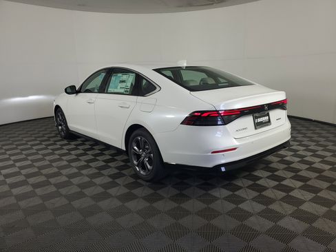 New 2026 Honda Accord EX-L image 6