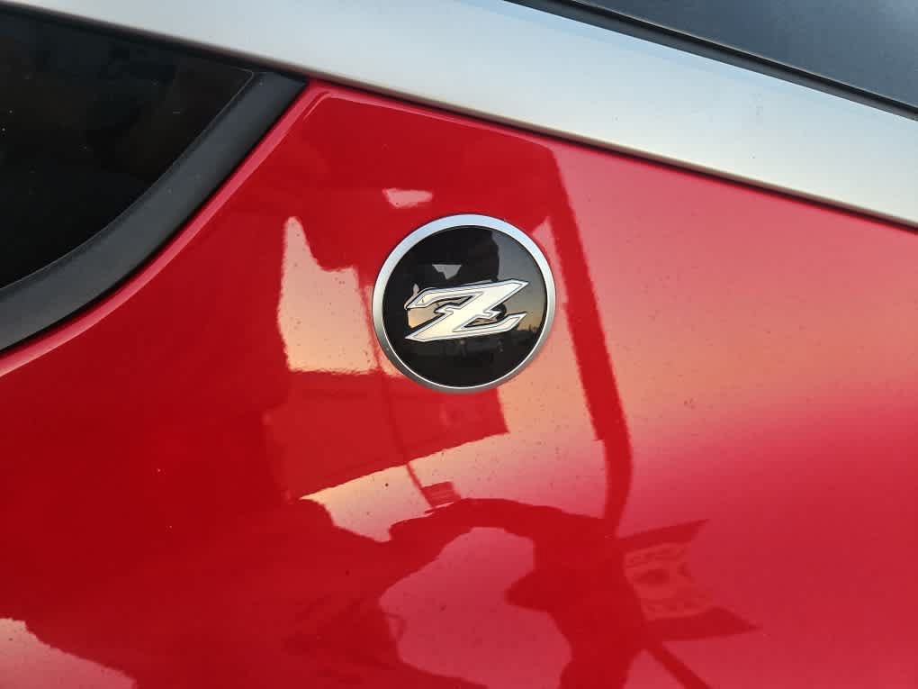 Used 2025 Nissan Z Performance w/ Floor Mat Package RWD image 11