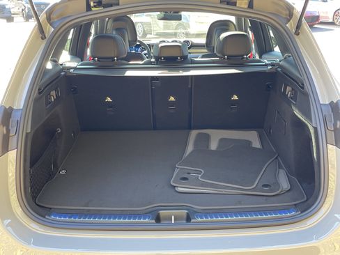 New 2026 Mercedes-Benz GLC 43 AMG 4MATIC image 9