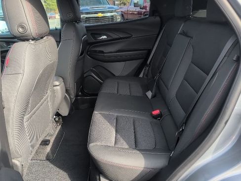 Used 2023 Chevrolet TrailBlazer RS w/ Convenience Package image 35