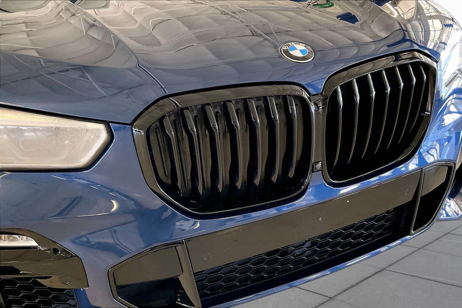 Used 2019 BMW X5 xDrive50i w/ M Sport Package AWD/4WD image 30