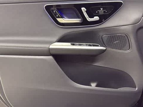 Certified 2026 Mercedes-Benz GLC 300 4MATIC image 14