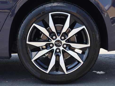 Used 2025 Chevrolet Malibu RS image 4