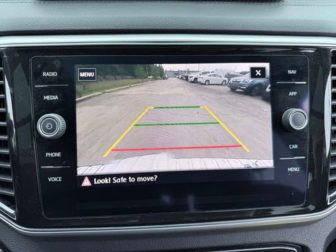 Used 2019 Volkswagen Atlas SEL image 19