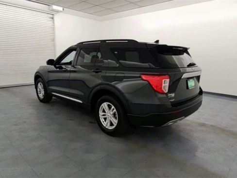 Used 2023 Ford Explorer XLT w/ Equipment Group 202A image 6
