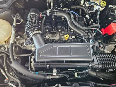 Used 2025 Ford Escape Active w/ Tech Pack #1 FWD image 30