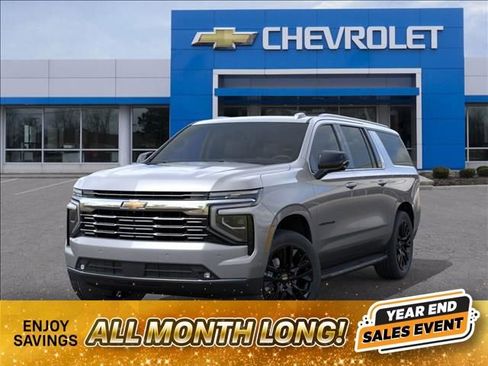 New 2026 Chevrolet Suburban Premier image 6
