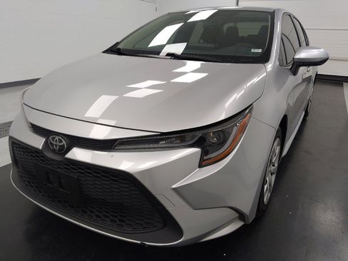 Used 2022 Toyota Corolla LE FWD image 15