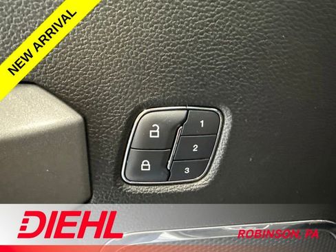 Used 2018 Ford F150 Platinum w/ Technology Package AWD/4WD image 24
