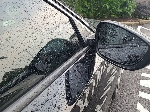 Used 2018 Honda Accord EX-L image 21