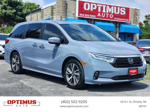 Used 2023 Honda Odyssey Touring image 1