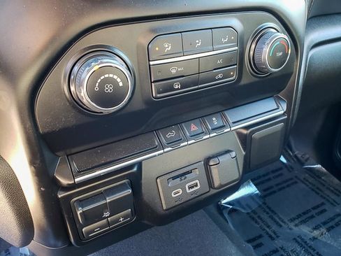 Used 2023 Chevrolet Silverado 2500 LT w/ Advanced Trailering Package image 14