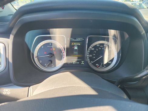 Used 2016 Nissan Titan PRO-4X image 23