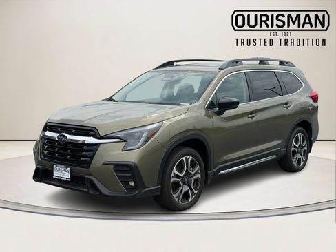 Used 2025 Subaru Ascent Limited AWD/4WD image 5