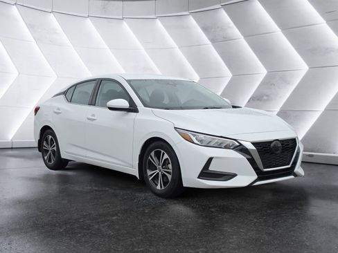 Used 2022 Nissan Sentra SV w/ All-Weather Package FWD image 2