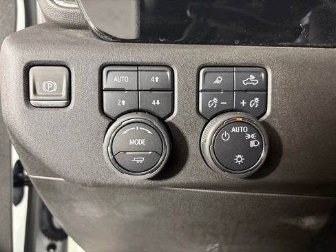 Certified 2025 Chevrolet Silverado 1500 LT w/ Z71 Off-Road Package image 14