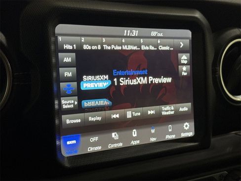 Used 2020 Jeep Wrangler Unlimited Sahara image 13