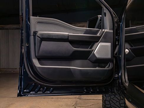 Used 2024 Ford F150 Lariat w/ Equipment Group 502A High AWD/4WD image 33