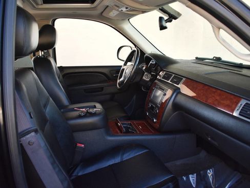 Used 2012 Chevrolet Tahoe LTZ image 22