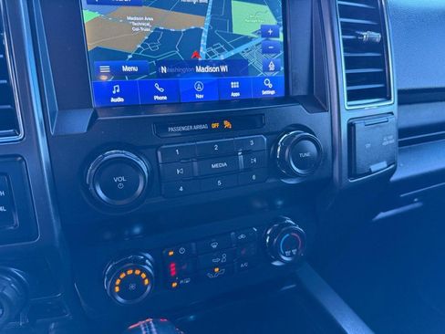 Used 2020 Ford F150 XLT w/ Equipment Group 302A Luxury AWD/4WD image 30