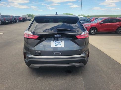 Used 2024 Ford Edge SEL w/ Convenience Package AWD/4WD image 4