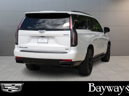Certified 2024 Cadillac Escalade Sport w/ LPO, ONYX Package AWD/4WD image 5