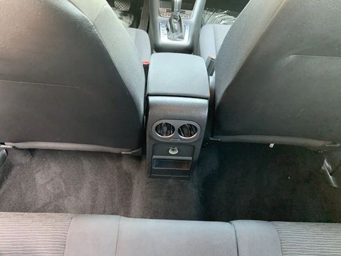 Used 2015 Volkswagen Tiguan S image 15