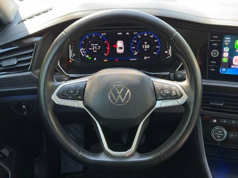 Used 2022 Volkswagen Jetta SEL FWD image 11